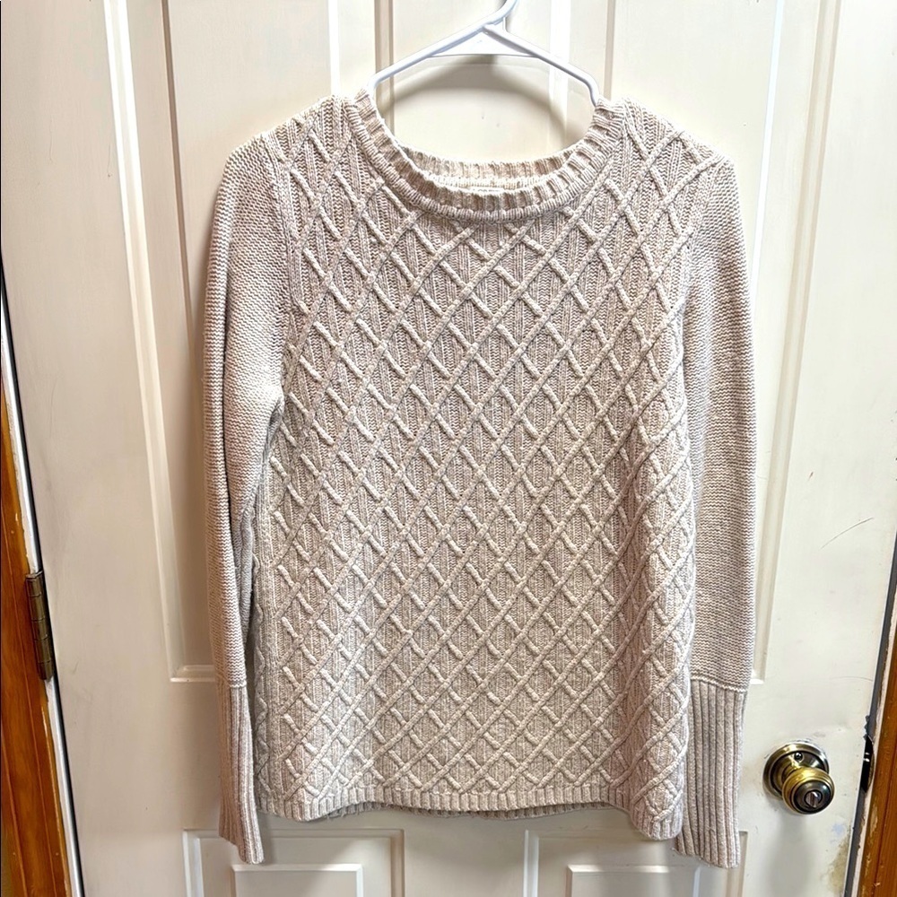 J Crew crew neck chunky cable knit wool blend see size M